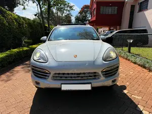 Porsche Cayenne 4dr SUV AWD (3.6L 6cyl 6M) 2014 White