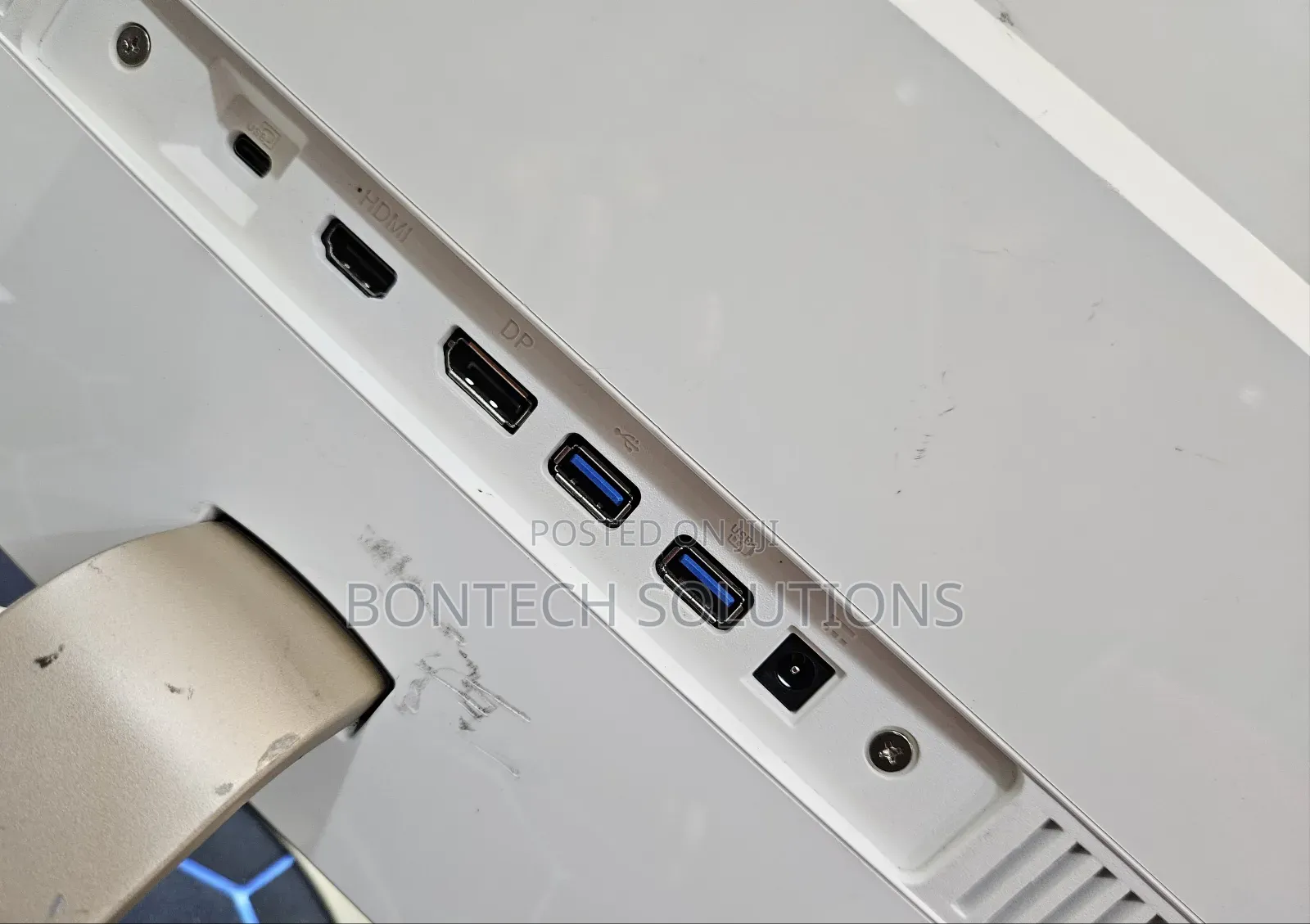 Acer H277hk
27 Inch Edge to Edge