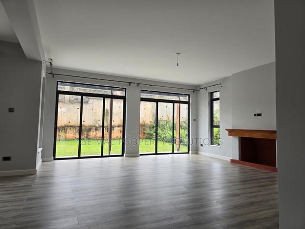 4bdrm Villa in Runda for rent