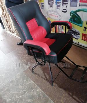 Simple Rotating Kinyozi Chairs - main view