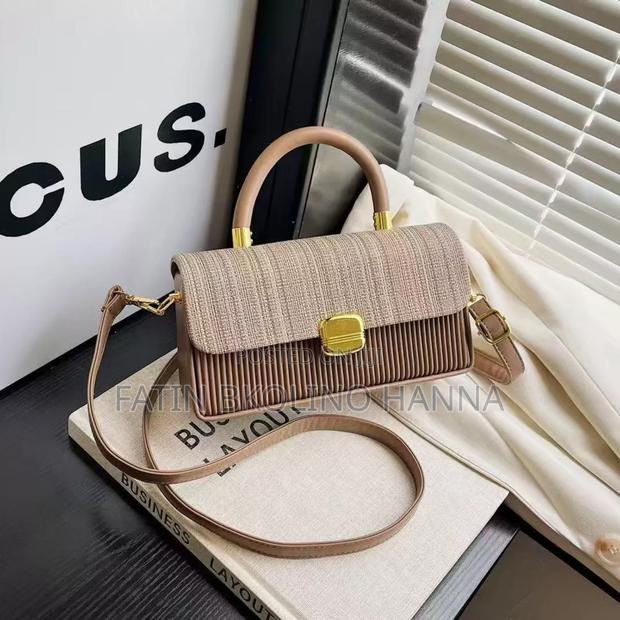 Small Size Shoulder Bags - thumbnail 2