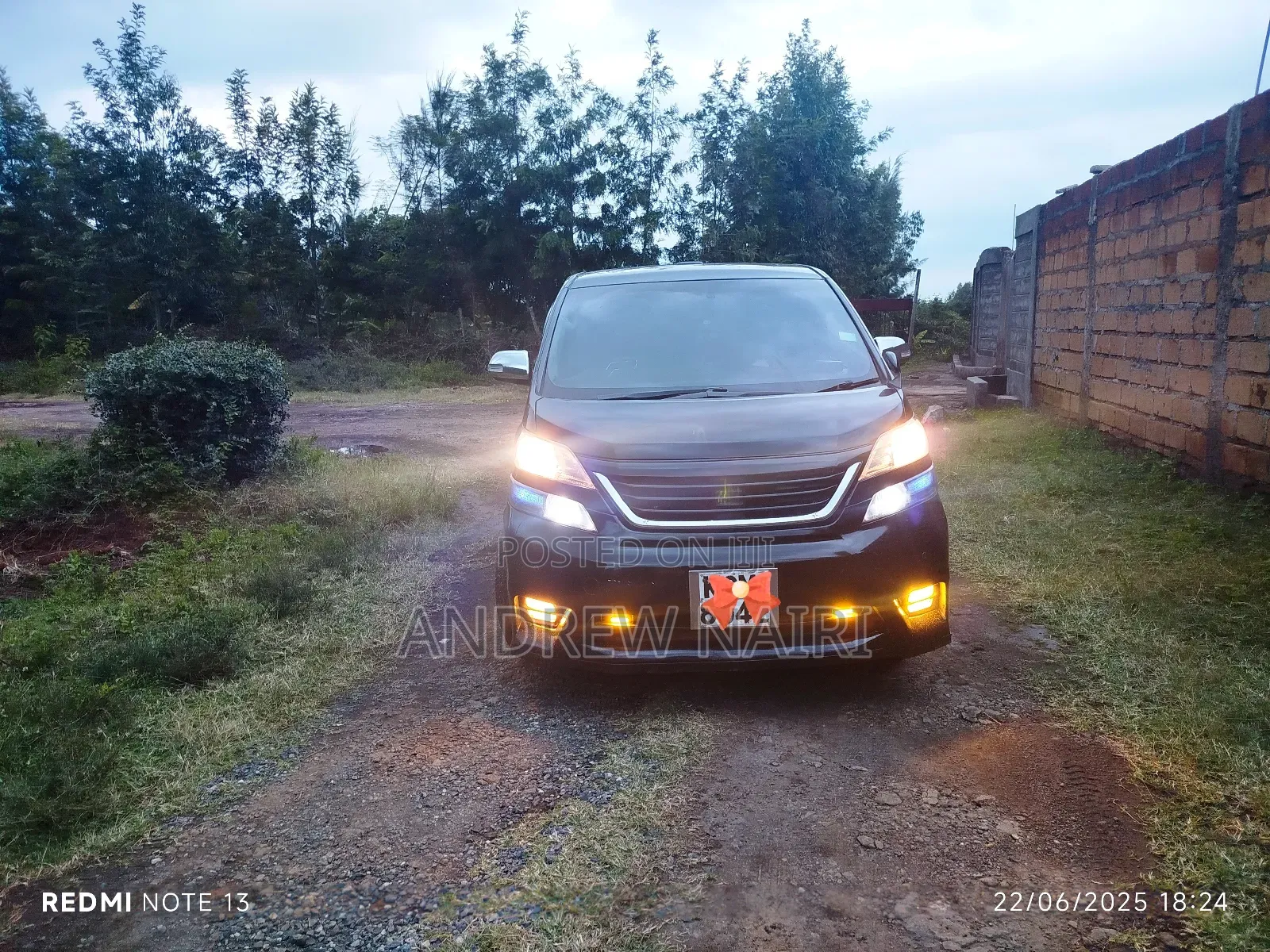 Toyota Vellfire for Hire, 8 Seater