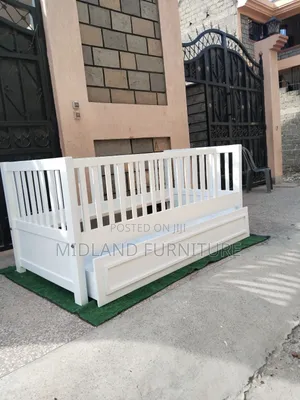 Baby Cot Bed for Toddlers. Pay on Delivery