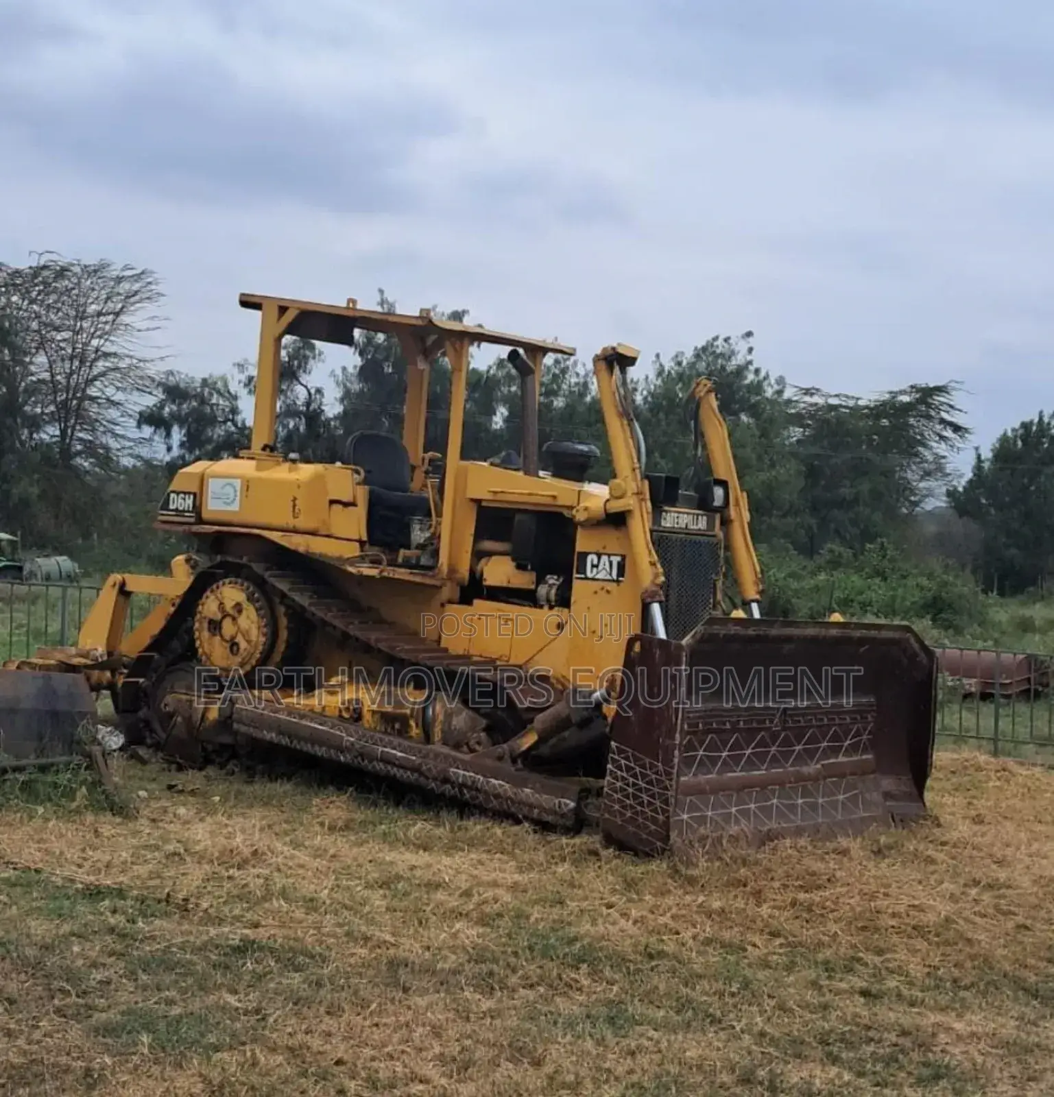 Bulldozer (Dozer D6 to 8) Services