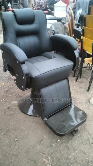 Advanced Barber Chair - main view