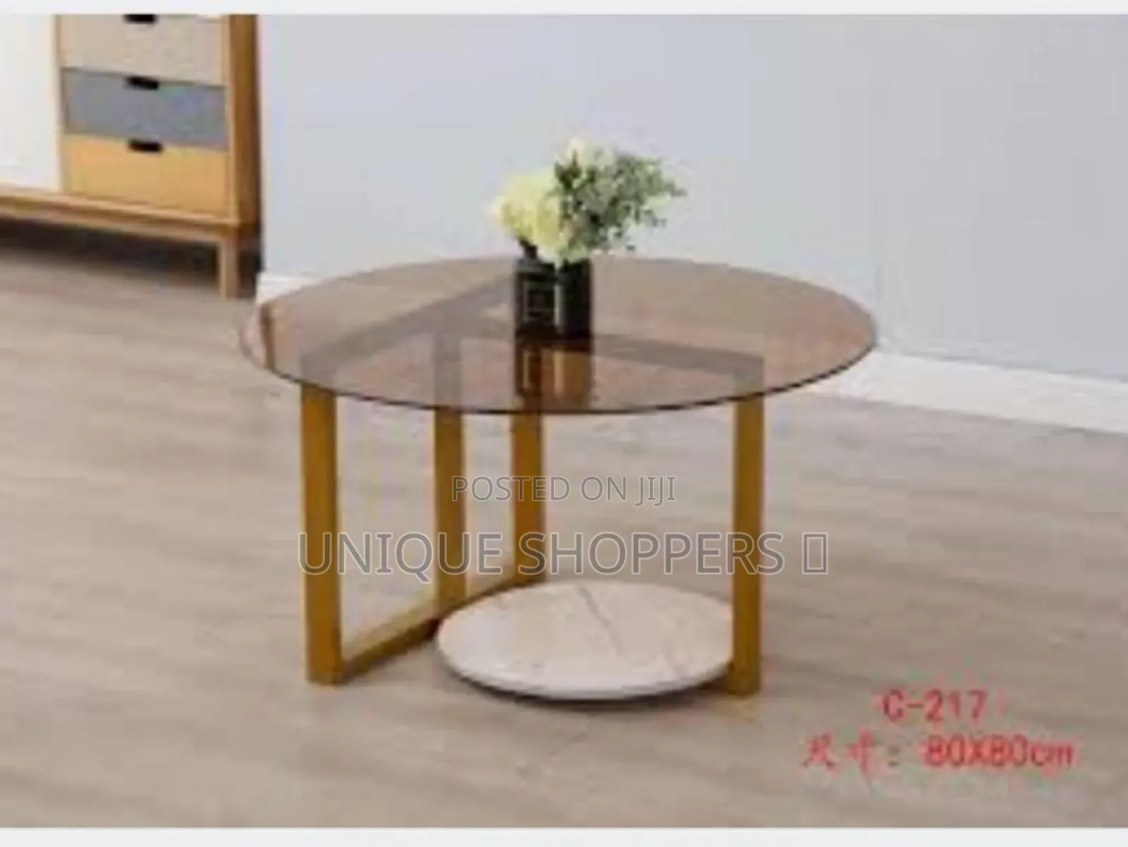 Minimalist Space Centerpiece Coffee Table
Diameter:80cm
Tempererd