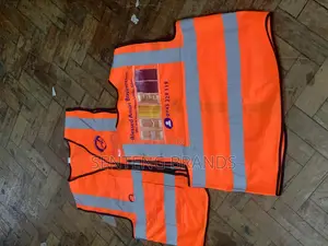 Reflector Vest With Zip And Pocketd
