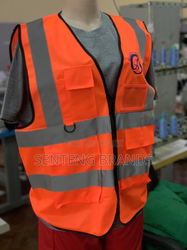 Reflector Vest With Zip And Pocketd - thumbnail 11