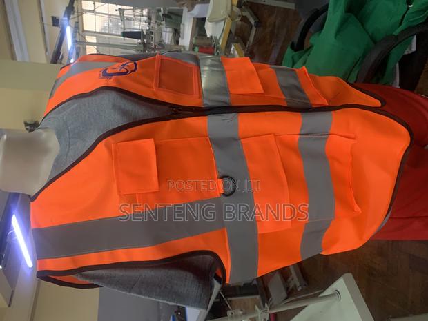 Reflector Vest With Zip And Pocketd - thumbnail 10