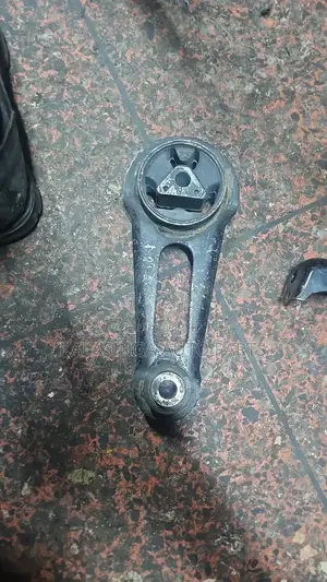 Gearbox Mounting Nissan Note E12