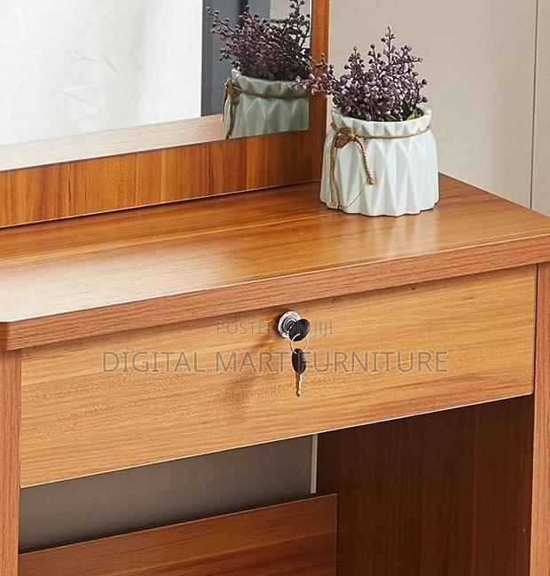 Dressing Table: Functional Makeup Dressing Table - thumbnail 3