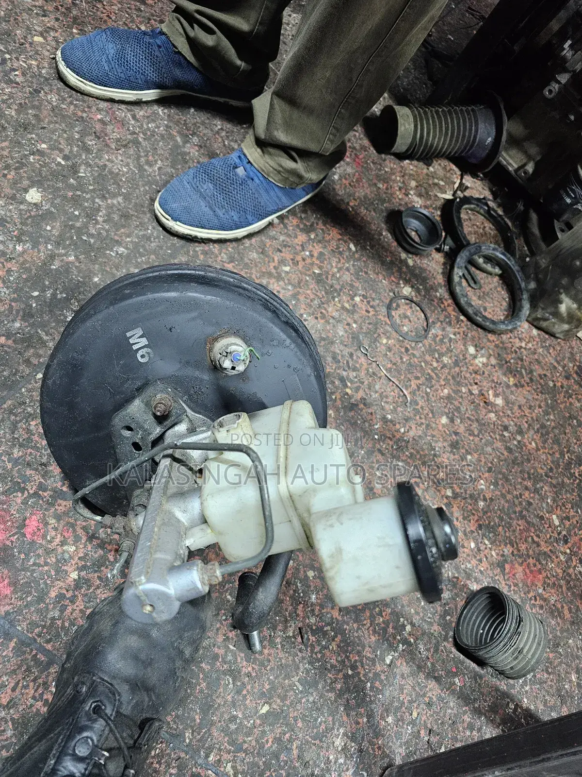 Hilux Vigo Brake Master And Booster