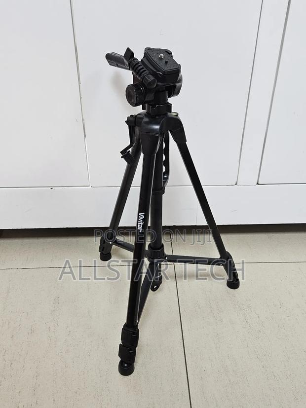 Light Weight Tripod - thumbnail 3