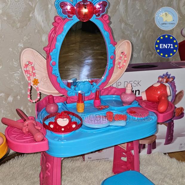 Kids Vanity Makeup Table Stool Play Set - thumbnail 4