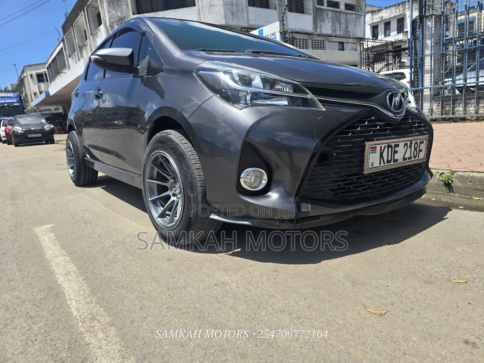 Toyota Vitz 2015 Gray