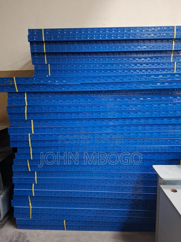 Adjustable Warehouse Shelves / Racks - thumbnail 3