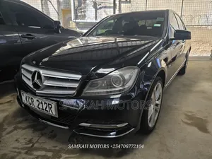Mercedes-Benz C200 2012 Black