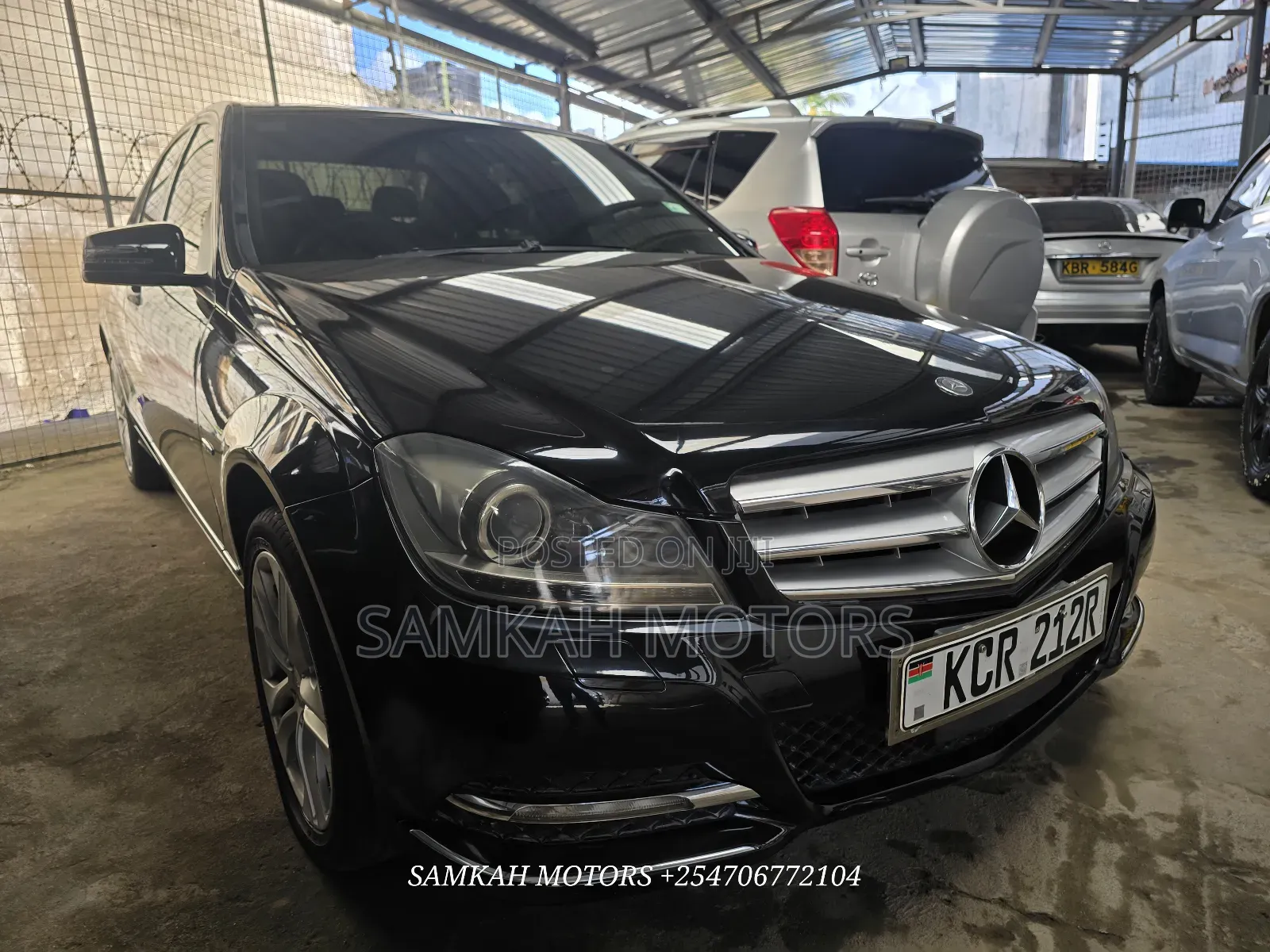 Mercedes-Benz C200 2012 Black