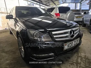 Mercedes-Benz C200 2012 Black