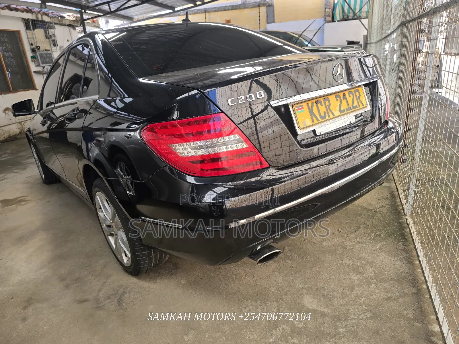Mercedes-Benz C200 2012 Black