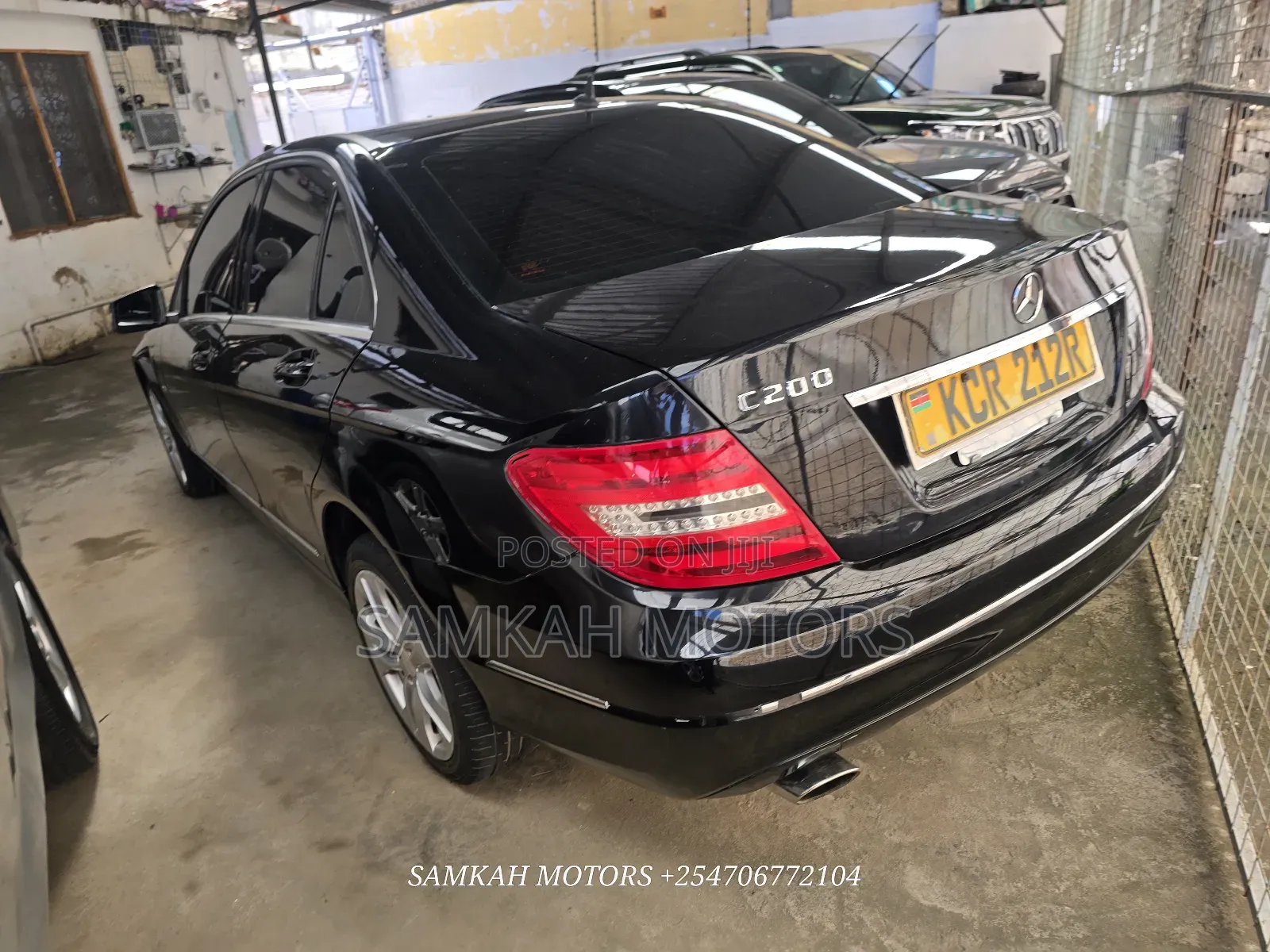 Mercedes-Benz C200 2012 Black