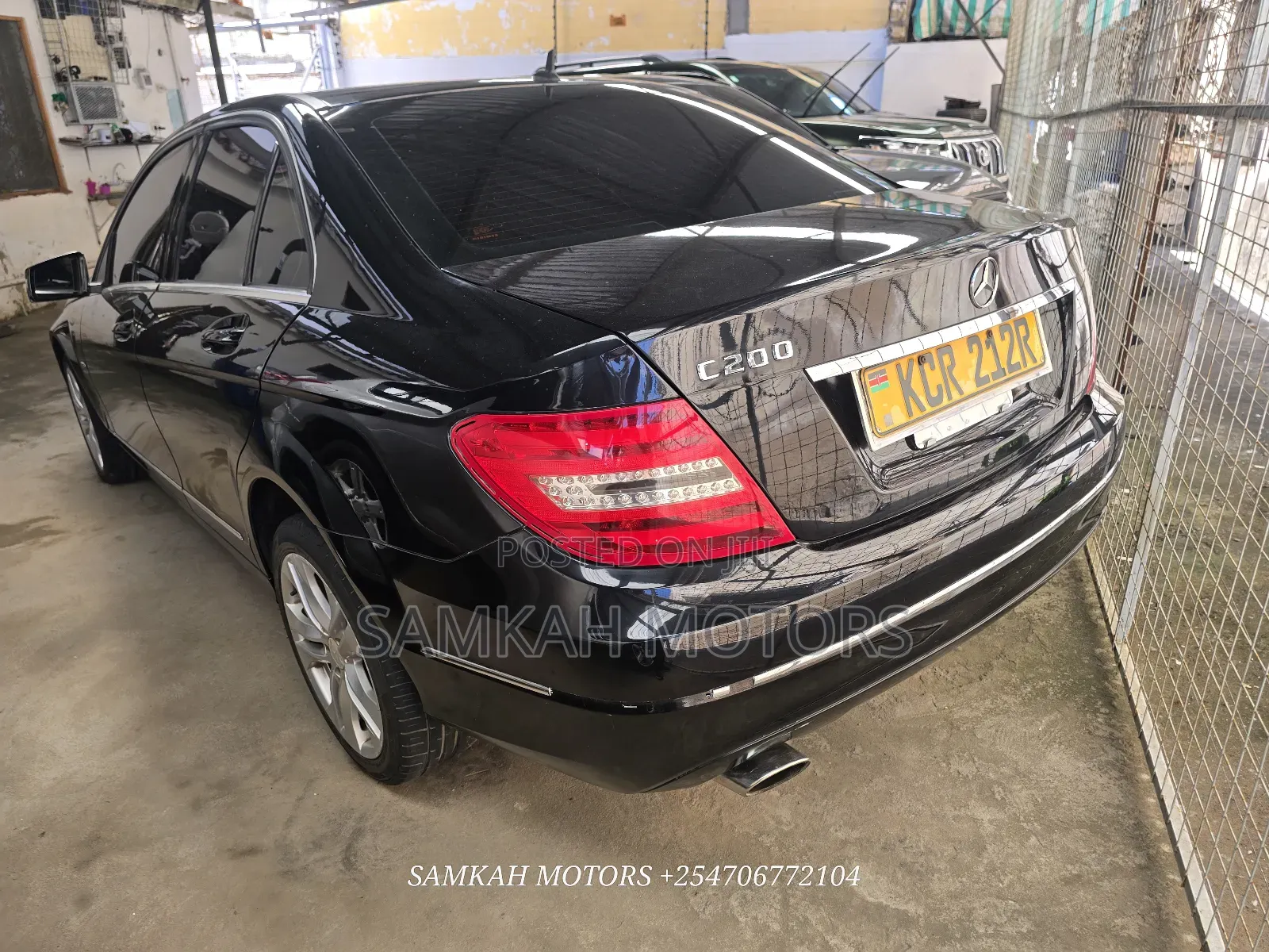 Mercedes-Benz C200 2012 Black