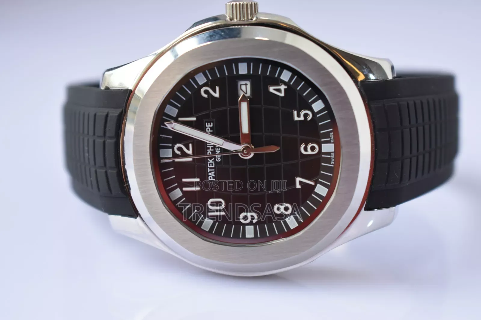 Patek Philippe Aquanaut Black Dial/Rubber Silver