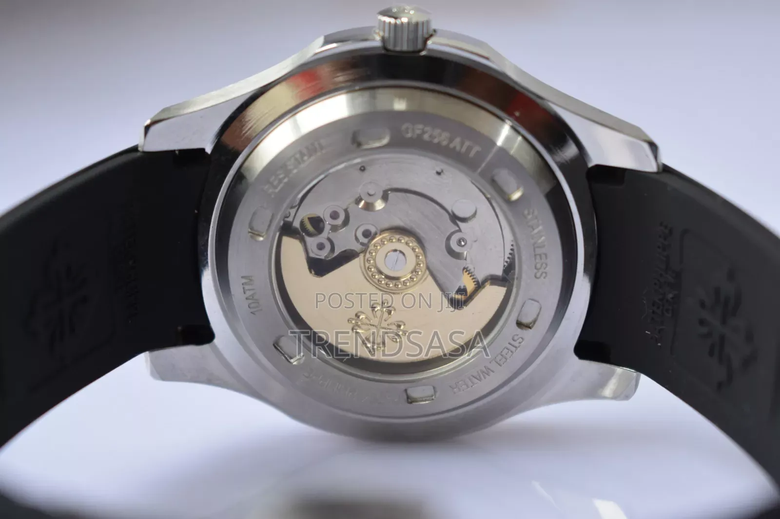 Patek Philippe Aquanaut Black Dial/Rubber Silver
