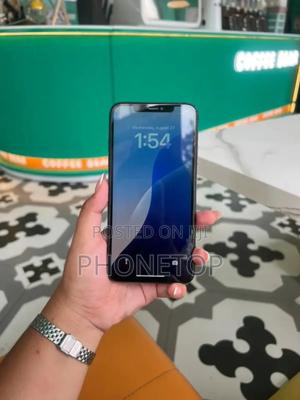 Apple iPhone 11 Pro Max 256 GB Green - main view