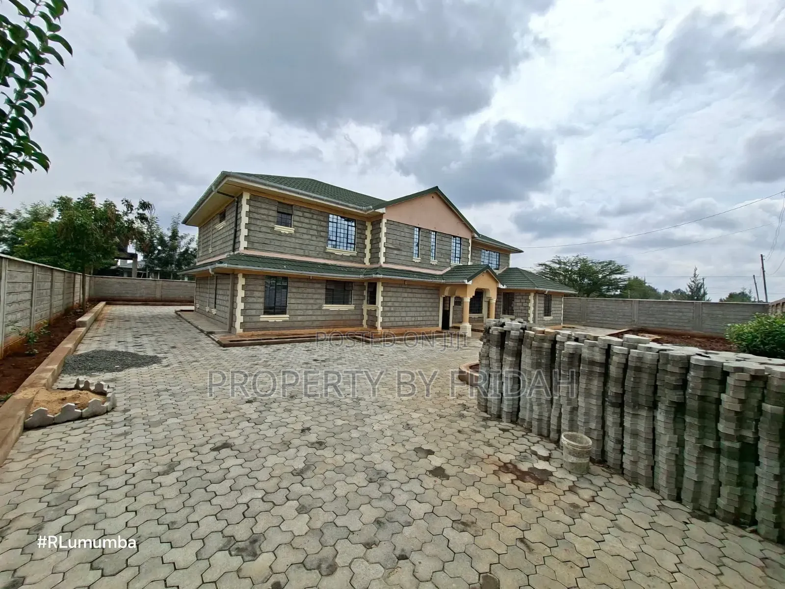 3bdrm Mansion in Kitengela for rent
