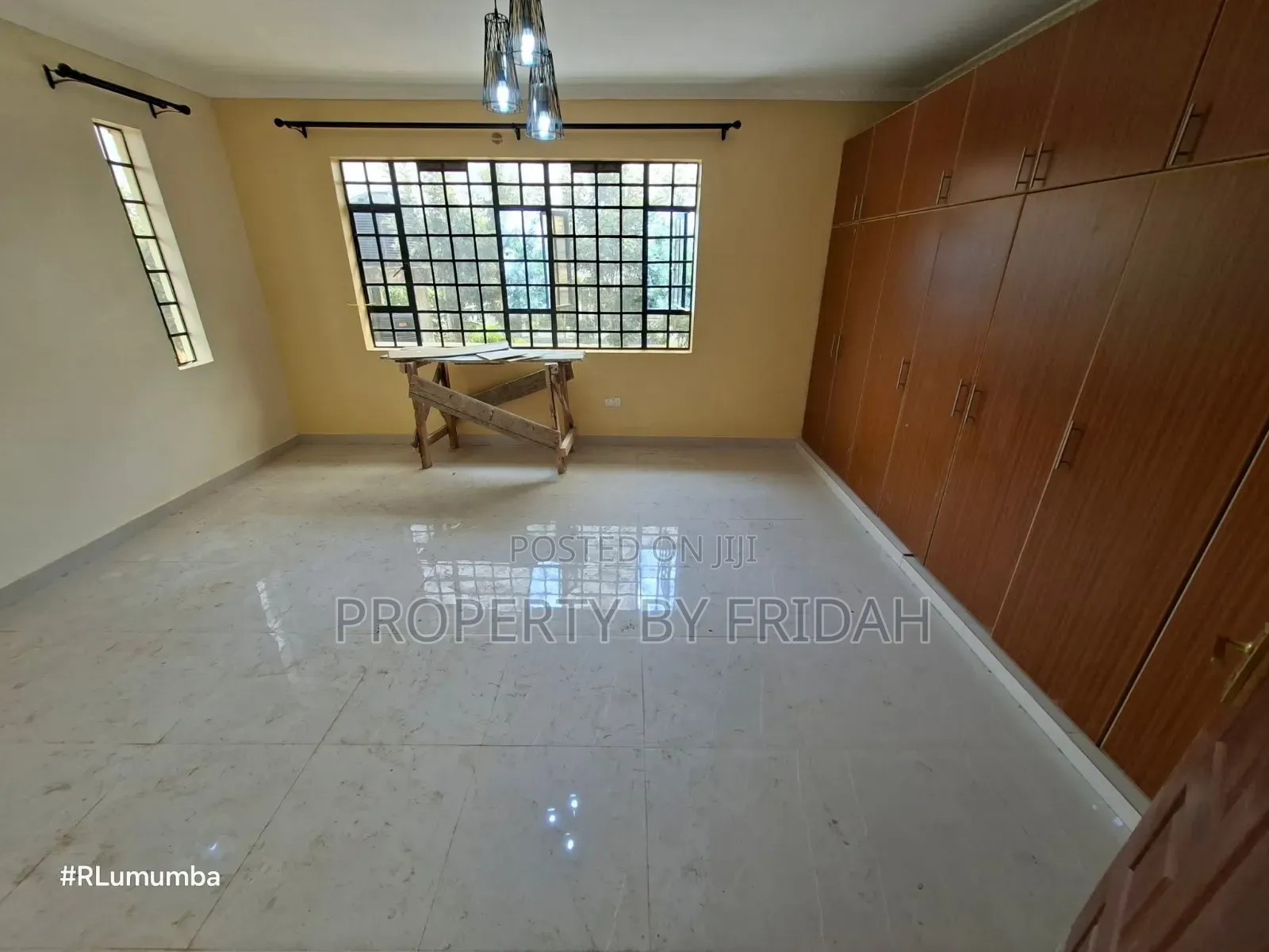 3bdrm Mansion in Kitengela for rent