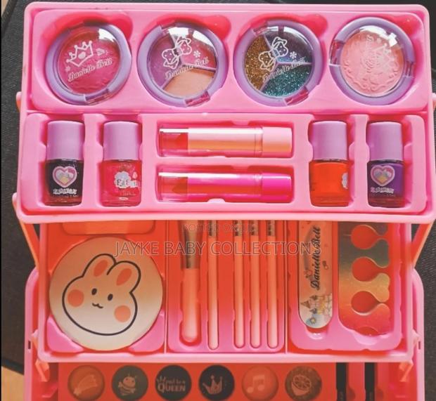 Danielle Kids Makeup Kit – Washable Non-Toxic Play Set - thumbnail 3