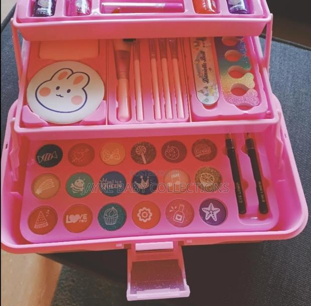 Danielle Kids Makeup Kit – Washable Non-Toxic Play Set - thumbnail 4