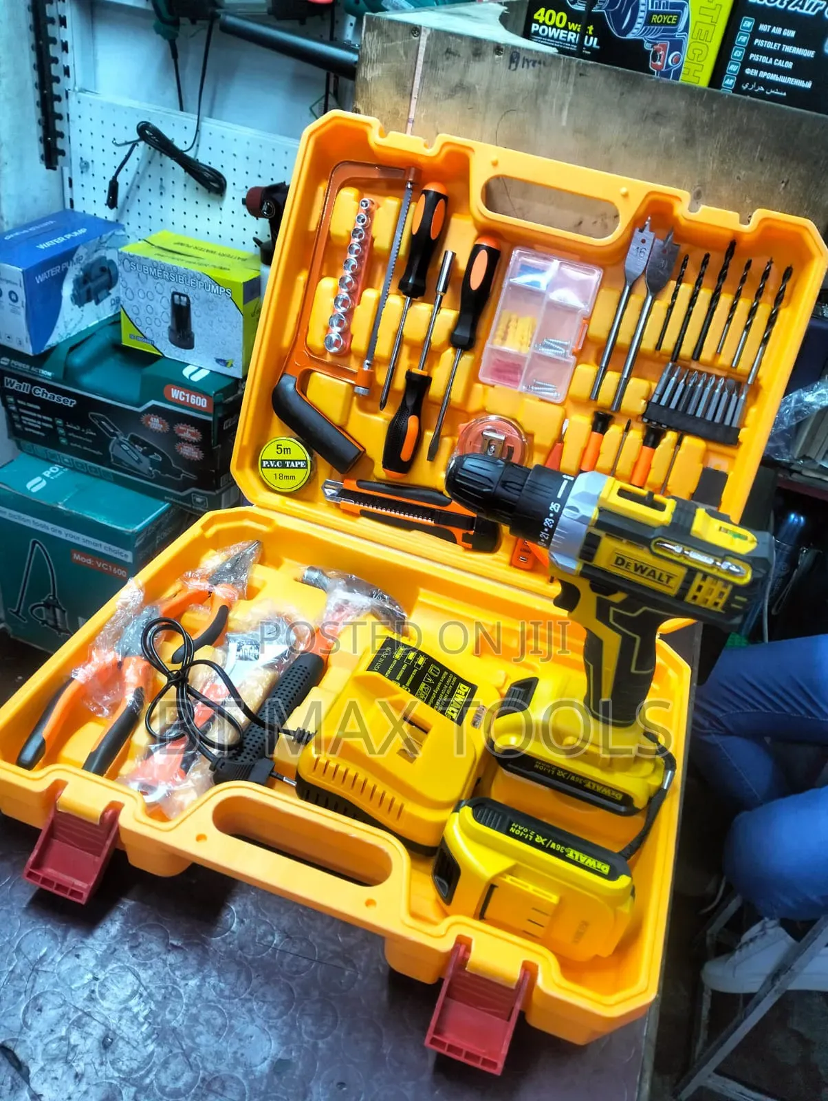 Dewalt Cordless Drill Set
