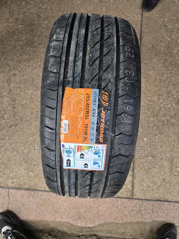 255/40r20 Joyroad Tyre