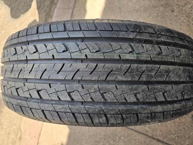 245/55r19 Goodard Tyre - thumbnail 2