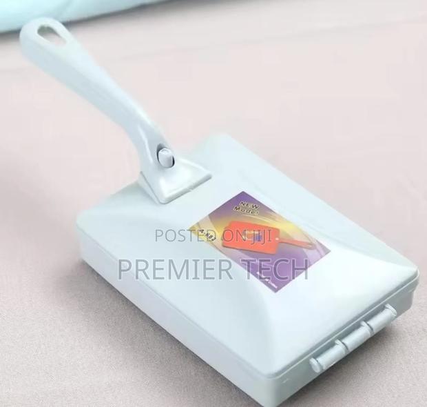 Carpet Brush Mini Vacuum Cleaner - main view