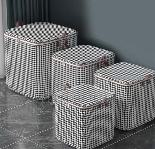 *Non Woven Large Capacity Quilt Bags - main view