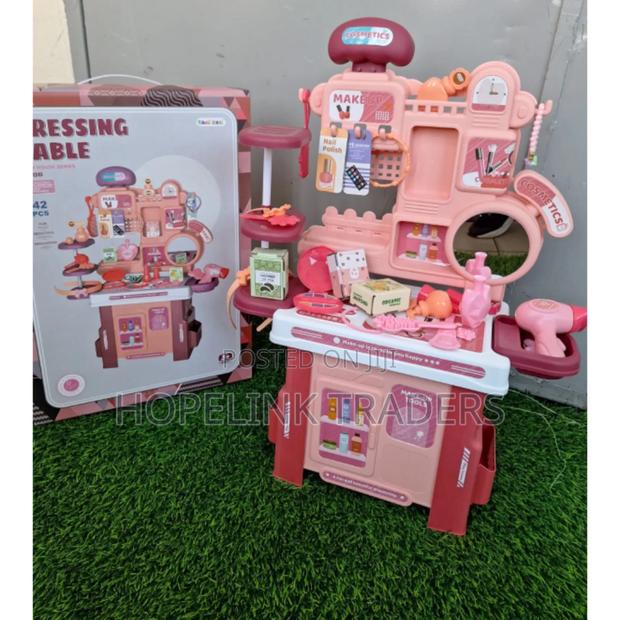 Kids Dressing Table - main view