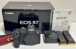 Canon Eos R7 Mirrorless Camera With 18-150mm Lens