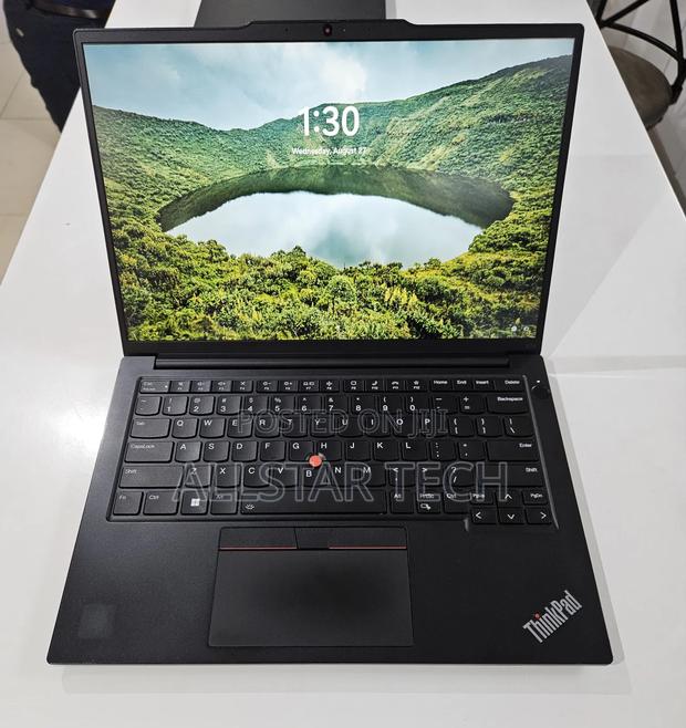 Laptop Lenovo ThinkPad E14 G5 16GB Intel Core I7 SSD 1T - main view