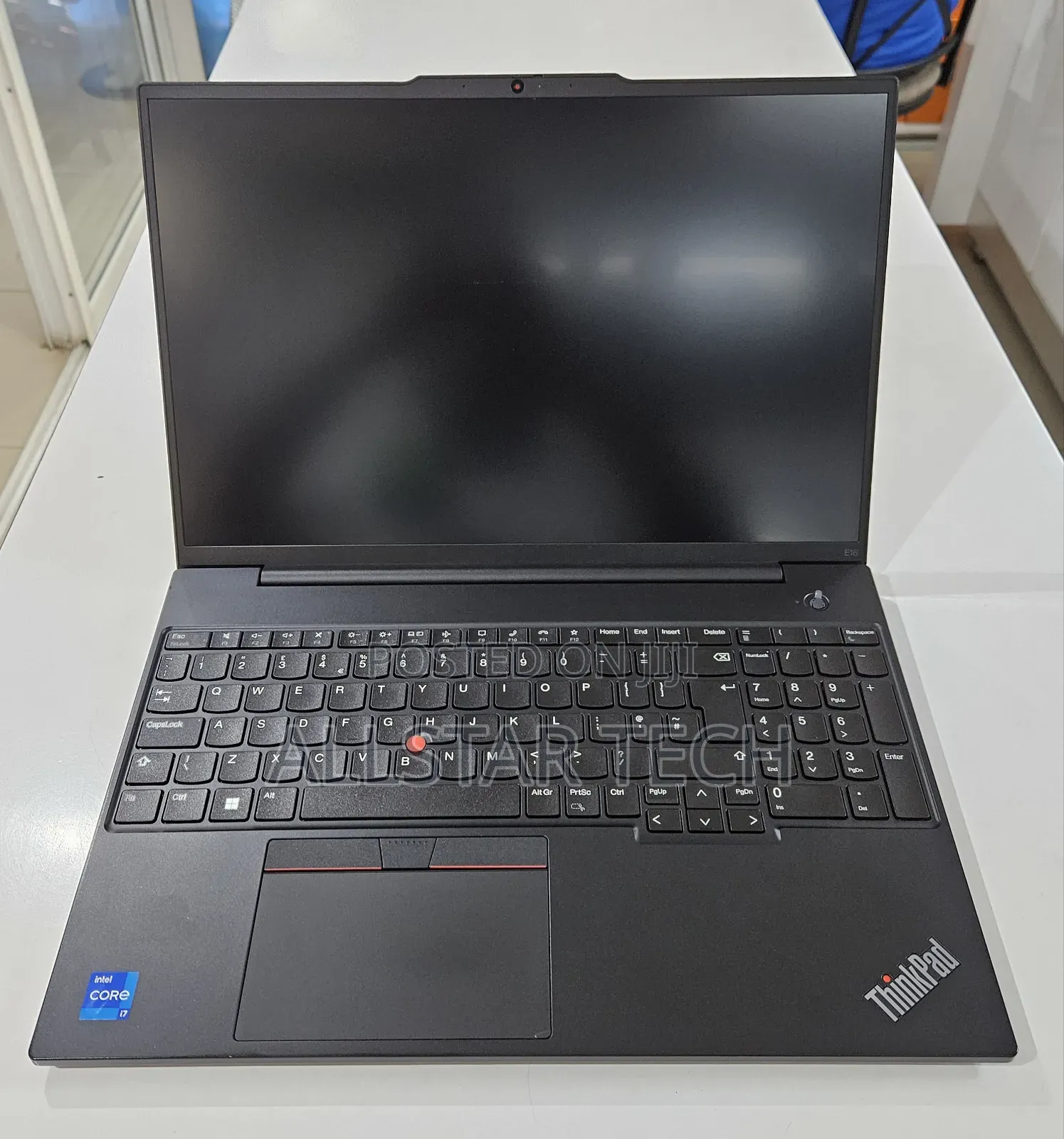 Laptop Lenovo Thinkpad E16 G1 8GB Intel Core I7 SSD 512GB