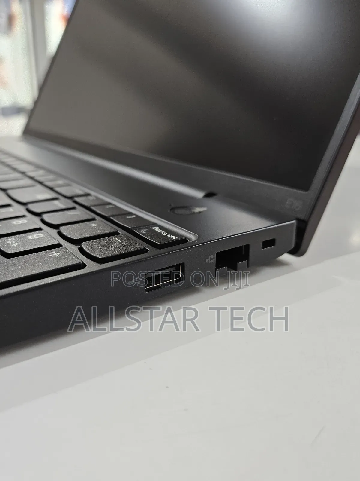 Laptop Lenovo Thinkpad E16 G1 8GB Intel Core I7 SSD 512GB