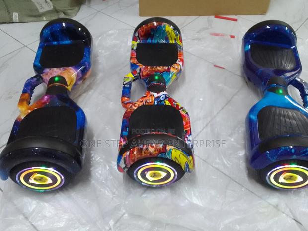 6.5 Inch With Bluetooth Connection Hoverboard Graffiti