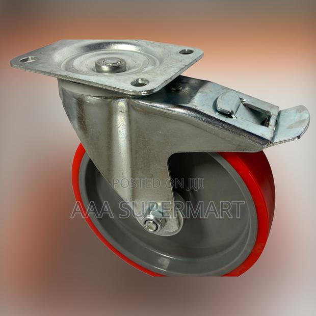 H/Duty Ind.Cast.Nylon Red Swivel. 5" Brake - main view