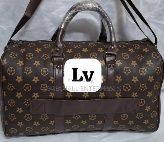 Timeless Elegance: The Iconic Louis Vuitton Bag Collection - thumbnail 3