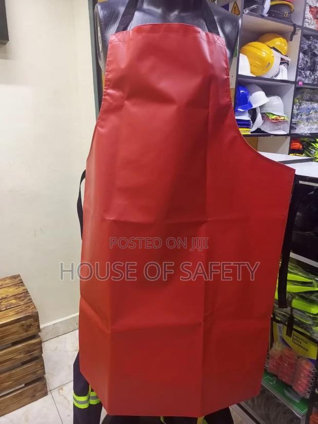 Red PVC Apron - thumbnail 2