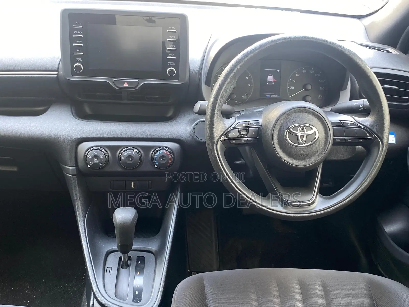 Toyota Yaris 2019 Silver