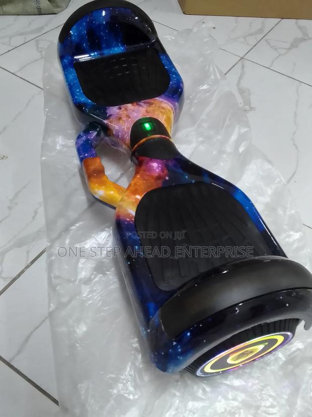Smooth Terrain Hoverboard Upto 100kg Weight Load - main view