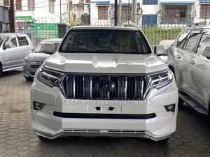 Toyota Land Cruiser Prado 2.7 2018 White